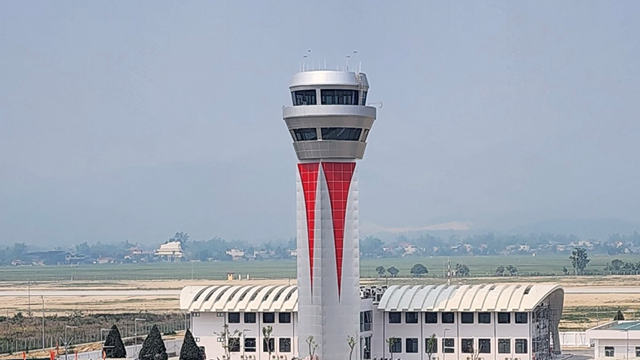 Đưa đài kiểm soát không lưu Điện Biên cao 36m vào hoạt động