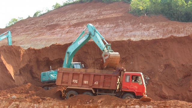 Nghiên cứu dùng đất chưa sử dụng cho sân bay Long Thành đắp cao tốc