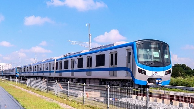 Có khả năng Metro số 1 phải lùi lịch chạy thử đến tháng 11