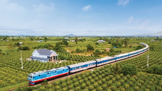 Đường sắt chạy thêm tàu Sài Gòn - Đà Nẵng