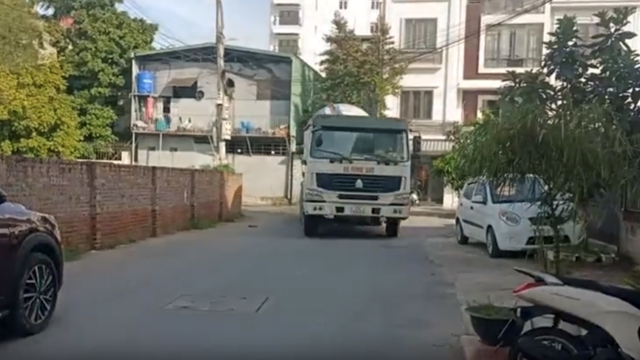 Xử lý tài xế xe bồn đi vào đường cấm qua hình ảnh người dân cung cấp  ​