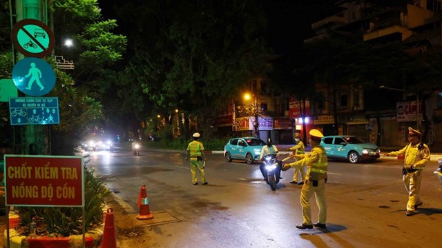 Xử lý 699 trường hợp vi phạm giao thông đường bộ trong ngày 5/9