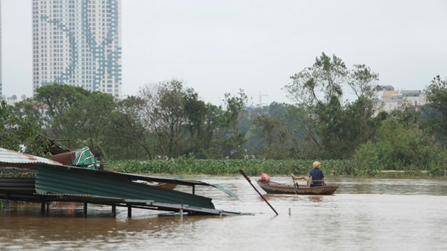 Đề xuất cấm phương tiện thủy nội địa hoạt động trên các sông, suối tại Hà Nội