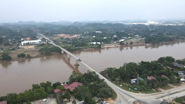 Yên Bái: tạm ngừng lưu thông qua cầu Văn Phú từ ngày 1/11