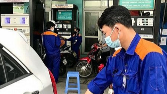 Đề xuất giảm 50% thuế bảo vệ môi trường với xăng dầu đến hết năm 2025