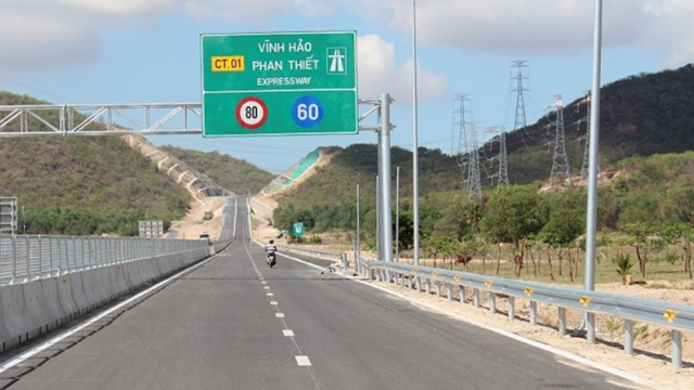 Bộ GTVT trả lời về tình hình tai nạn giao thông trên cao tốc Vĩnh Hảo - Phan Thiết