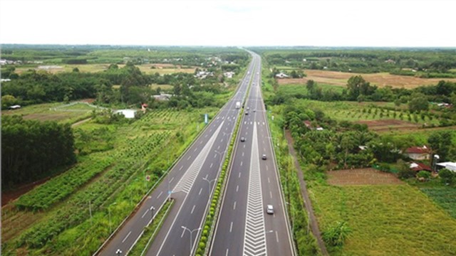 Bộ GTVT thông tin tiến độ thi công cao tốc Châu Đốc - Cần Thơ - Sóc Trăng