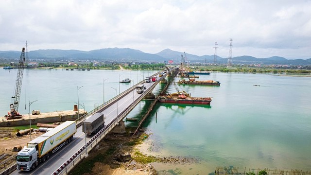 Quảng Bình: lộ hình ảnh cây cầu gần 2.000 tỷ đồng bắc qua sông Gianh