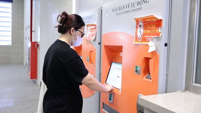 Đường sắt Nhổn - Ga Hà Nội: Tiên phong sử dụng thẻ vé thông minh