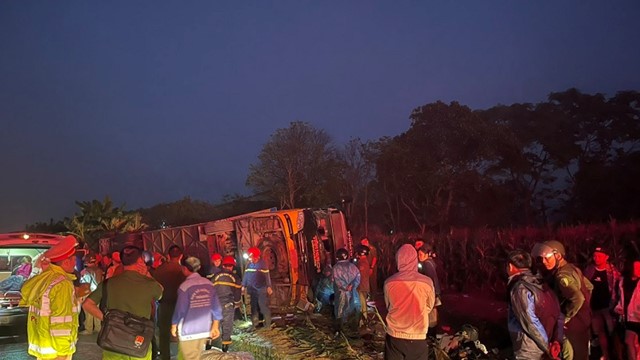 Thông tin mới vụ lật xe khách trên quốc lộ 1, đoạn qua Quảng Trị