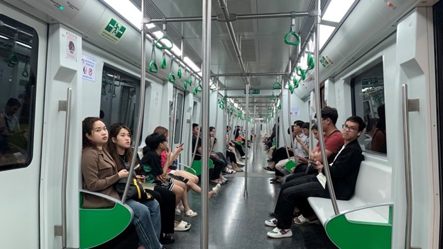 Sửa Luật Thủ đô, thêm quy định ưu tiên phát triển giao thông công cộng