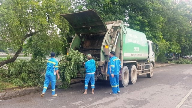Xe vận chuyển rác thải phải có camera hành trình, GPS