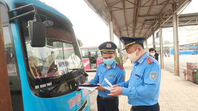 Siết chặt hoạt động chở khách, tạo một sân chơi công bằng cho doanh nghiệp
