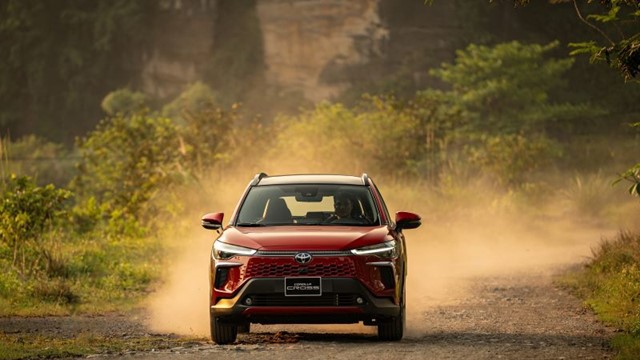 Toyota Việt Nam giới thiệu Corolla Cross phiên bản nâng cấp, giá từ 820 triệu đồng