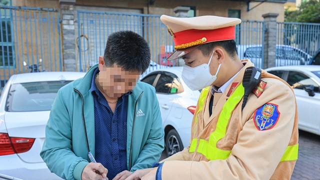 Tài xế xe khách, xe tải sẽ bớt chạy ẩu?