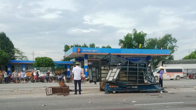 Truy nã tài xế xe tải gây tai nạn làm 3 người tử vong