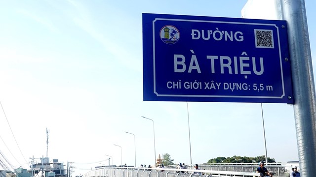 Biển tên phố gắn mã QR: Tiện ích và sẽ rất hiệu quả