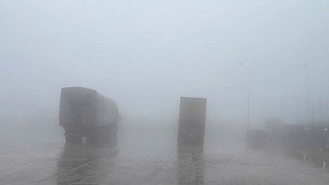 Hà Tĩnh: cảnh báo sương mù bao phủ đường lên Cửa khẩu Cầu Treo