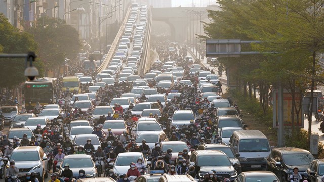 Kéo giảm ùn tắc giao thông bền vững tại các thành phố và đô thị lớn