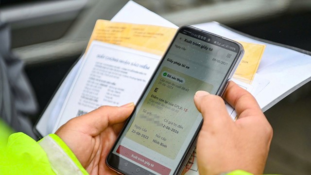 Chuyển đổi trang thông tin điện tử cung cấp dịch vụ công cấp, đổi giấy phép lái xe