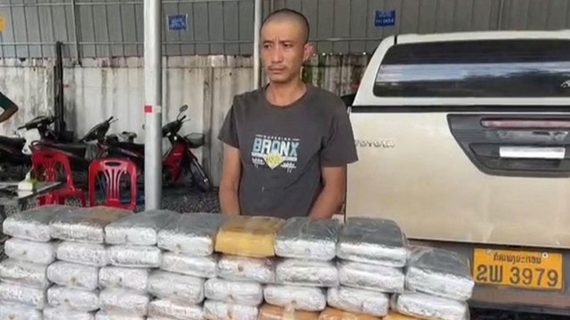 Cất giấu 67 bánh ma tuý trên xe ô tô bán tải