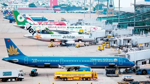 Khẩn trương hoàn thiện dự thảo Luật Hàng không dân dụng Việt Nam