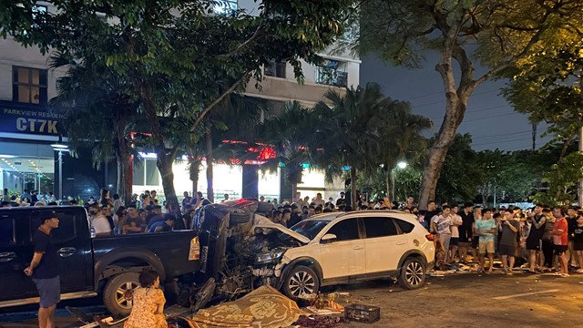 Ô tô con gây tai nạn liên hoàn trên đường Nguyễn Trác, 1 người tử vong 