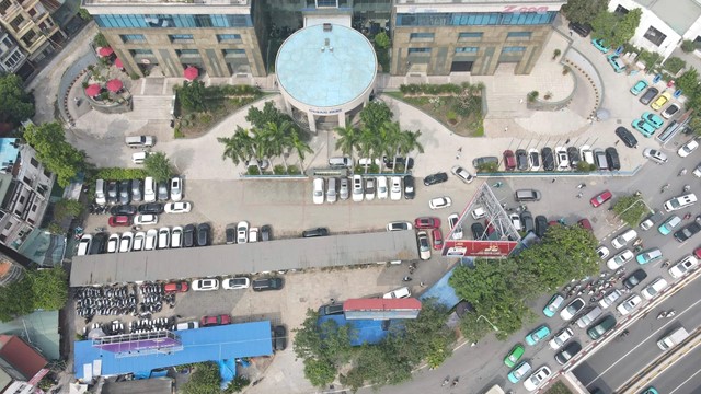 Triển khai 2 vị trí lắp đặt trạm sạc xe điện trên Vành đai 1