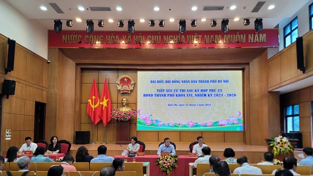 Cử tri kiến nghị cần giải pháp bảo đảm vệ sinh môi trường trong giải phóng mặt bằng đường Vành đai 1