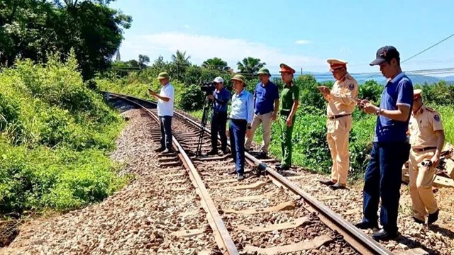 Đẩy mạnh tuyên truyền, bảo đảm an toàn giao thông đường sắt