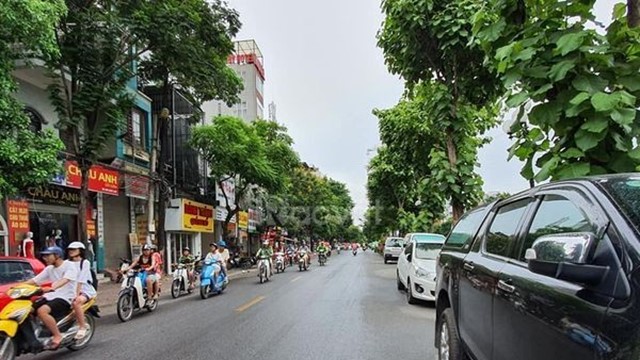 Ô tô chỉ được lưu thông một chiều trên phố Kim Ngưu