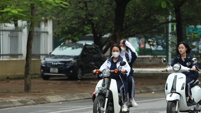 Đề nghị có giấy phép lái xe cho người từ 16 đến dưới 18 tuổi