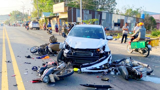 Ngay khi xảy ra TNGT: Kiểm tra nồng độ cồn, chất kích thích với tài xế liên quan