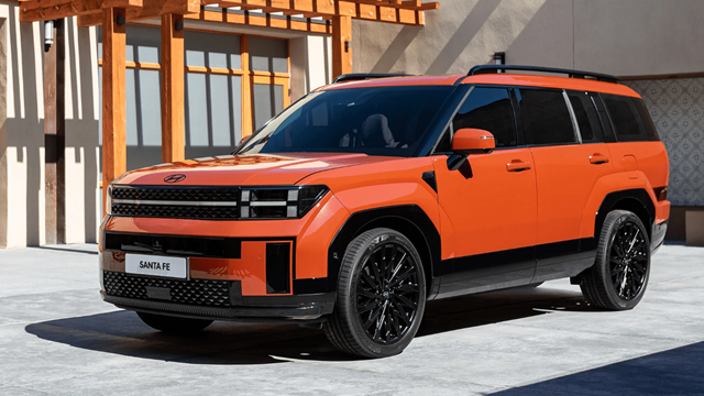 Hyundai triệu hồi hơn 18.000 xe Santa Fe 2024 bị lỗi phần mềm