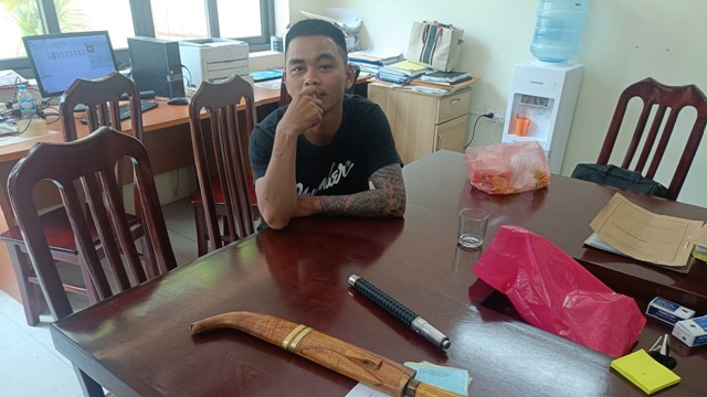 Dừng xe vi phạm tốc độ, CSGT phát hiện nhiều điều bất ngờ