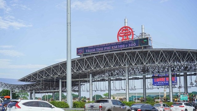 Hơn 320.000 xe hết tiền tài khoản ETC vẫn chạy vào 4 tuyến cao tốc