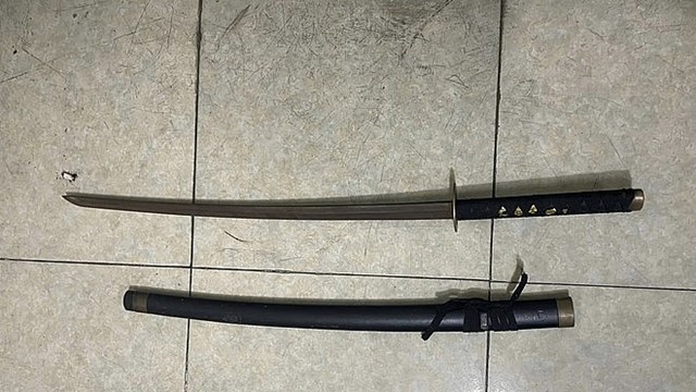 Khởi tố nhóm thanh thiếu niên rượt chém nhau, gây tai nạn rồi bỏ mặc nạn nhân