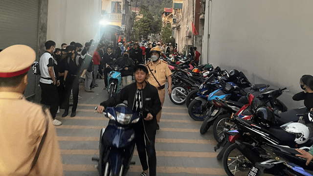 Đón lõng 33 “quái xế” tụ tập nẹt pô, lạng lách trên đường ở Bắc Ninh