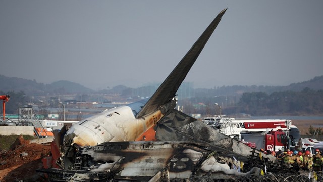 Thảm kịch trên bầu trời Hàn Quốc: khi nỗi đau chồng chất khủng hoảng