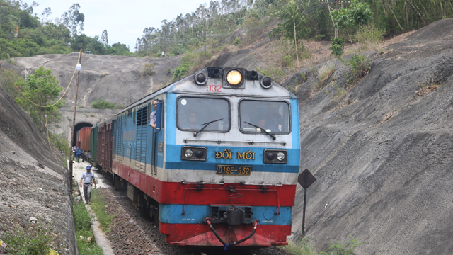 Lùi thời gian nộp Báo cáo nghiên cứu tiền khả thi Dự án đường sắt Việt - Lào