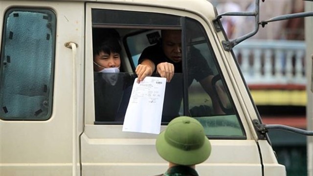 Ưu tiên xét nghiệm SARS-CoV-2 cho người điều khiển phương tiện vận tải hàng hoá