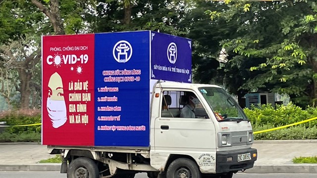 Hà Nội tổ chức đoàn xe mô hình tuyên truyền phòng, chống dịch COVID-19
