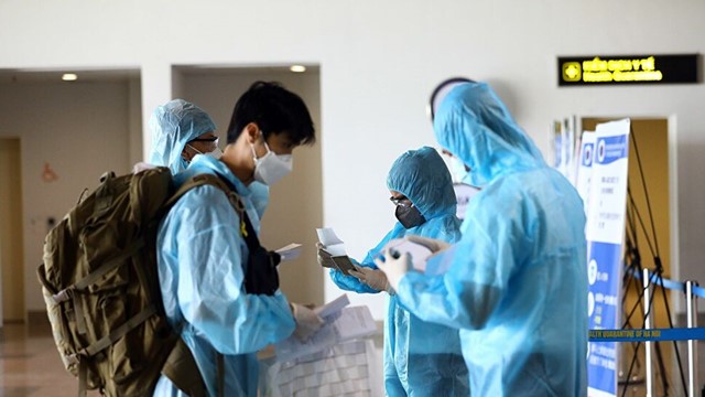 Đề nghị hỗ trợ người có vé máy bay đi nước ngoài đến cảng hàng không quốc tế