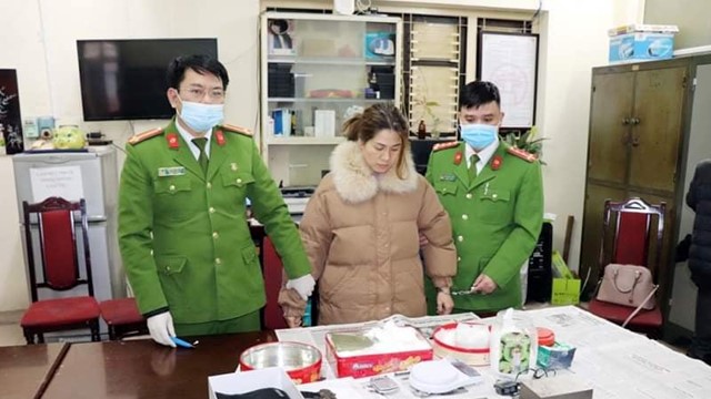 Hà Nội: Truy tố “nữ quái” sử dụng súng K54 cầm đầu đường dây ma tuý
