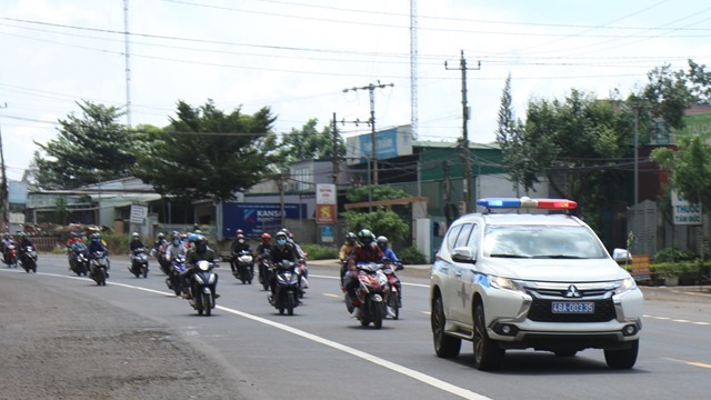 Đảm bảo người dân có nhu cầu về quê được đưa, đón an toàn, chu đáo
