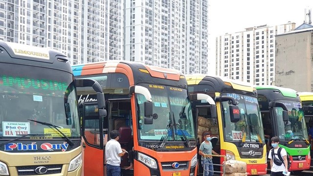 Thí điểm mở lại vận tải xe khách liên tỉnh từ ngày 13/10