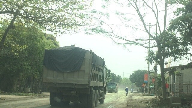 Cấp thiết đầu tư nâng cấp 2 tuyến quốc lộ qua Hòa Bình