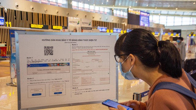 Hành khách đi máy bay chỉ phải thực hiện khai báo y tế điện tử