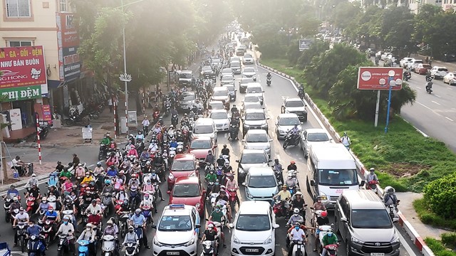 Bảo đảm ATGT gắn với phòng, chống dịch Covid-19 trong dịp Tết 2022