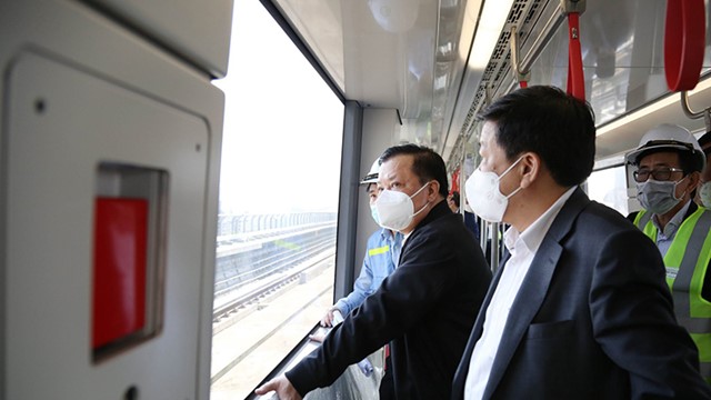 Bí thư Thành ủy Đinh Tiến Dũng: Phấn đấu đến năm 2022 đưa vào vận hành phần đi nổi dự án đường sắt đô thị đoạn Nhổn - ga Hà Nội